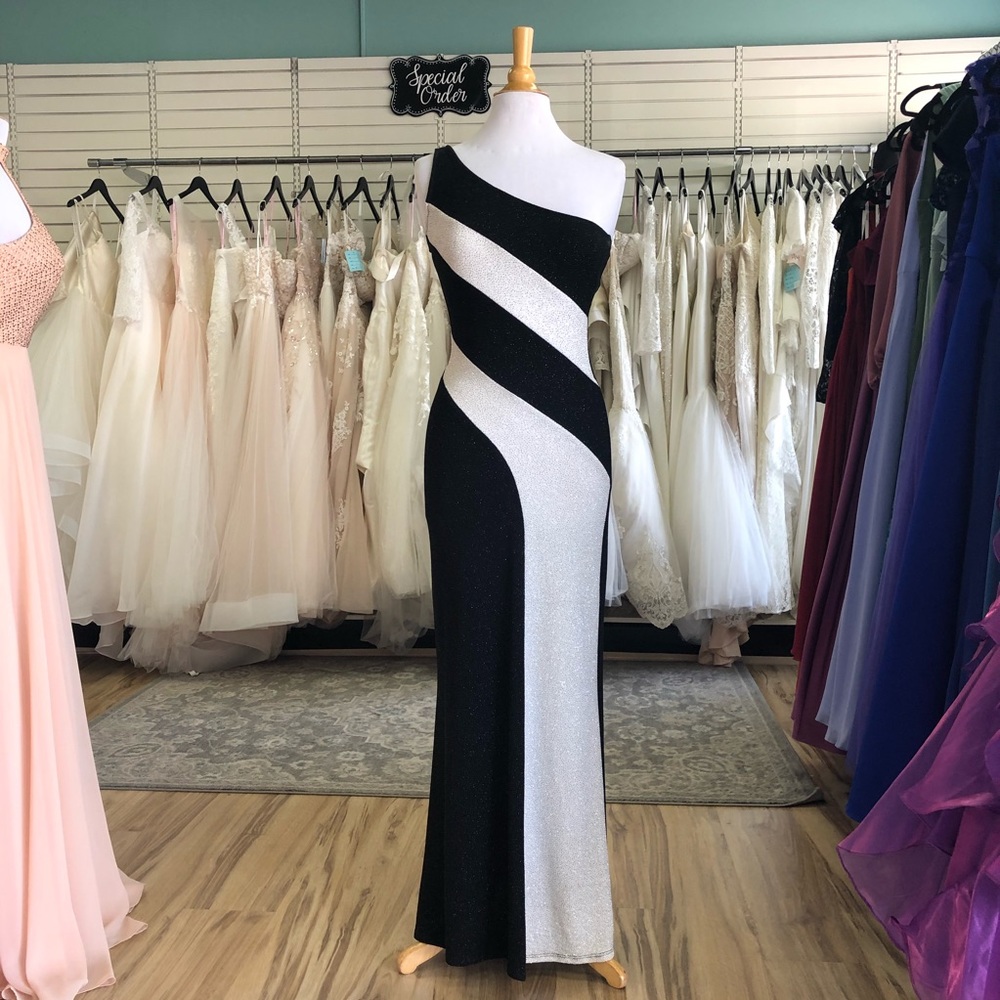 Black and White One Shoulder Dress